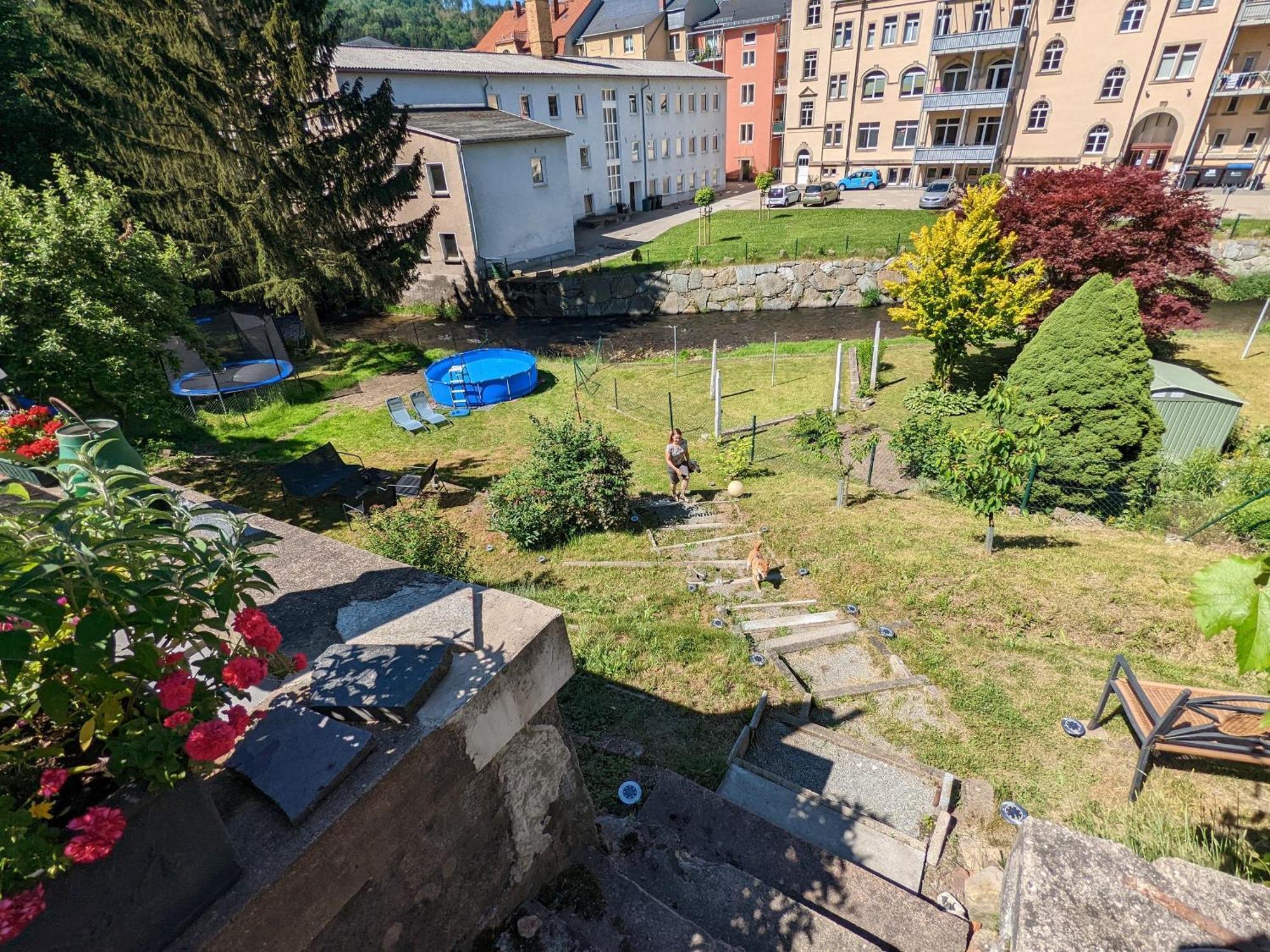 Famzi - Urlaubsmagie - Familienwohnung Mit Gemeinschaftsgarten, -Sauna & -Pool Sebnitz Extérieur photo