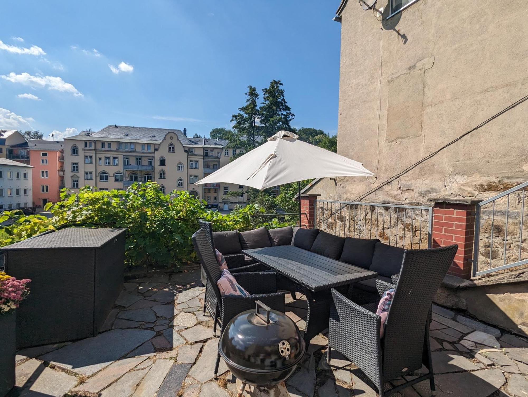 Famzi - Urlaubsmagie - Familienwohnung Mit Gemeinschaftsgarten, -Sauna & -Pool Sebnitz Extérieur photo
