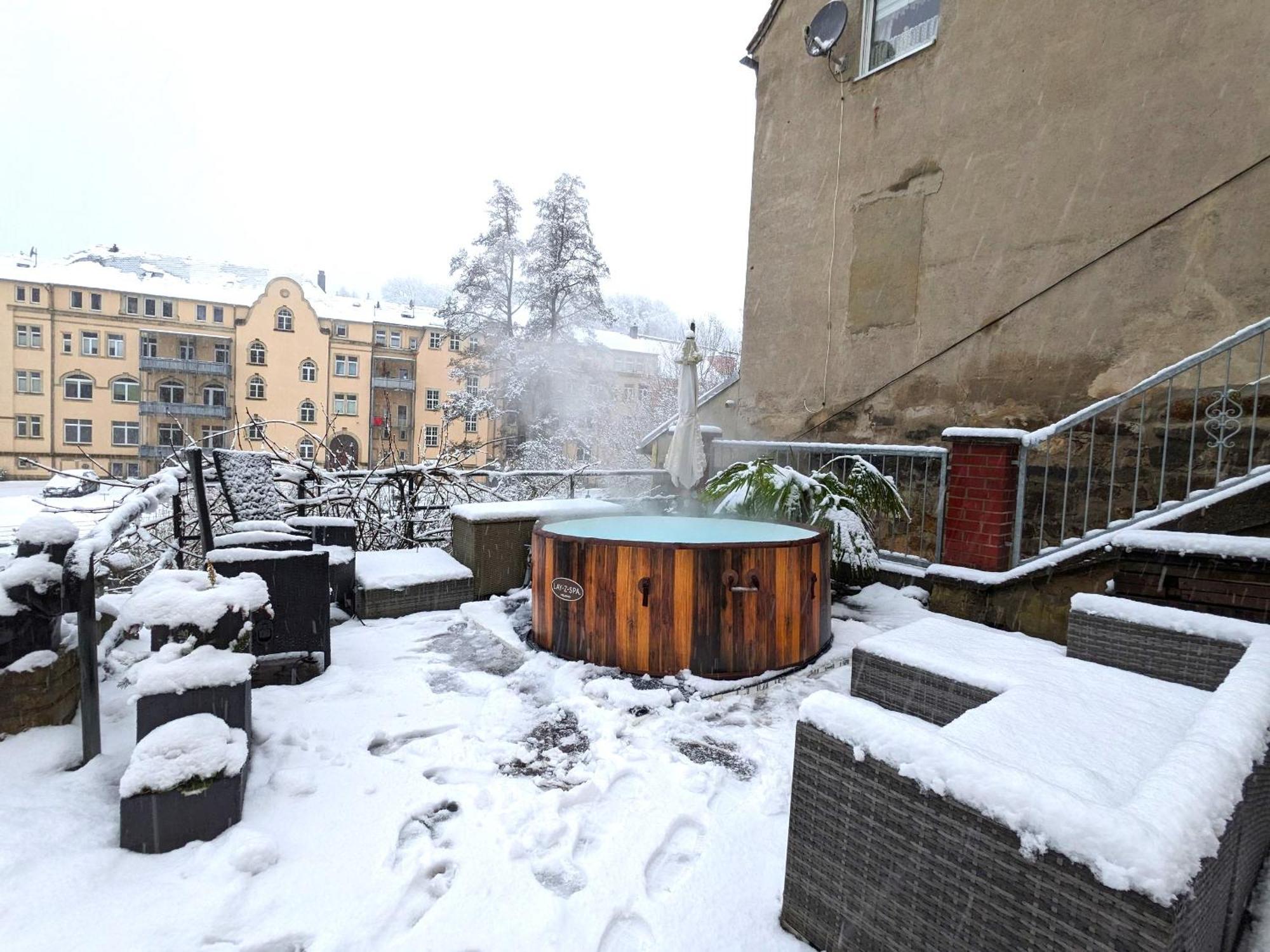 Famzi - Urlaubsmagie - Familienwohnung Mit Gemeinschaftsgarten, -Sauna & -Pool Sebnitz Extérieur photo